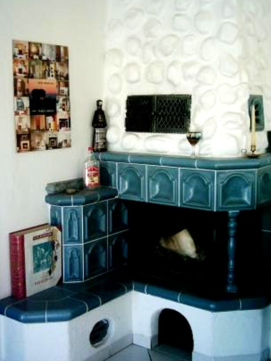 Kamin und Ofenausstellung - Eckkamin mit Kacheln