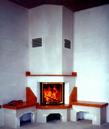 Kaminofen mit rotem Granit